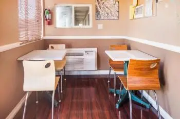 Hotel Europa Ridgecrest 10